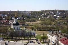 26 апреля 2014 г. Колокольня Троицкого собора. Вид на Богородицкий храм и Предтечев монастырь